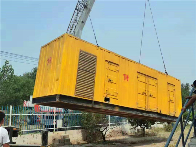 鄱阳300KW柴油发电机组油耗是多少?