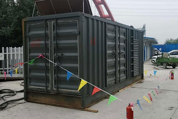 鄱阳发电机租赁空气滤清器多久更换一次?